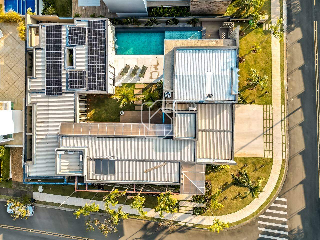 Casa de Condomínio à venda em Indaiatuba - SP - Jardim Residencial Santa Clara: Visão geral do imóvel