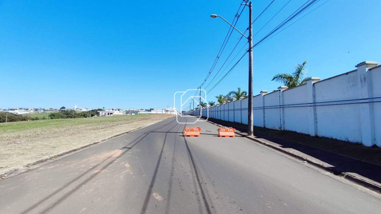 Terreno à venda em Indaiatuba - SP - Jardim Quintas da Terracota: Rua do terreno