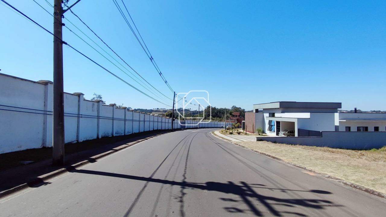Terreno à venda em Indaiatuba - SP - Jardim Quintas da Terracota: Rua do terreno