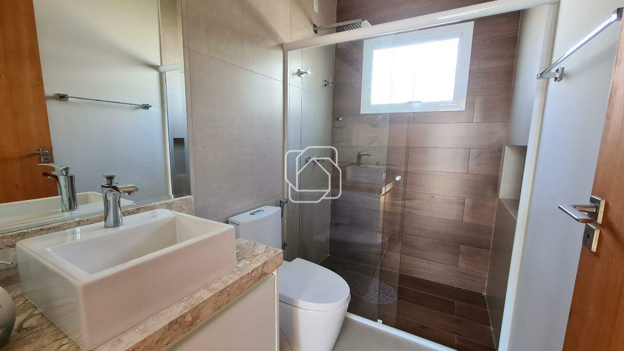 Casa de Condomínio para aluguel em Indaiatuba - SP - Jardim Residencial Maria Dulce: Banheiro