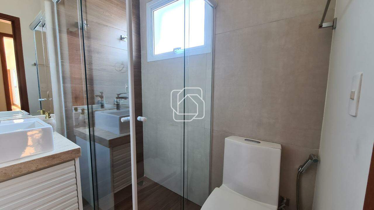Casa de Condomínio para aluguel em Indaiatuba - SP - Jardim Residencial Maria Dulce: Banheiro
