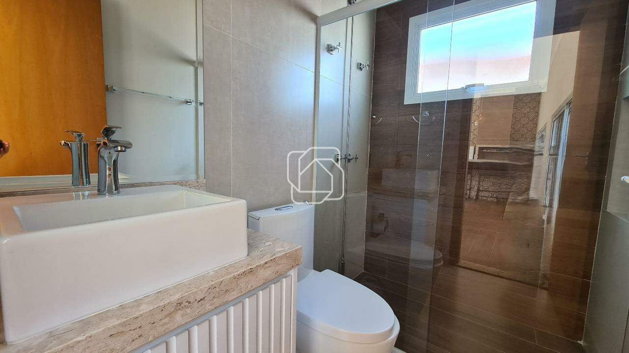 Casa de Condomínio para aluguel em Indaiatuba - SP - Jardim Residencial Maria Dulce: Banheiro