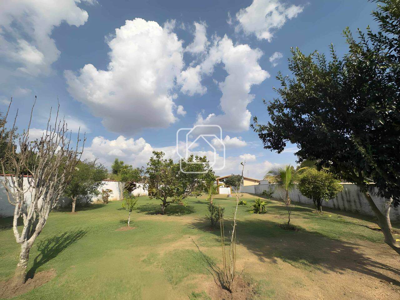 Casa de Condomínio à venda em Salto - SP - Condomínio Zuleika Jabour: Pomar