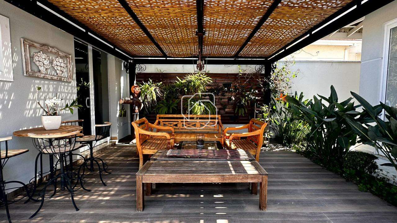 Casa de Condomínio à venda em Itu - SP - Jardim Theodora: Pergolado
