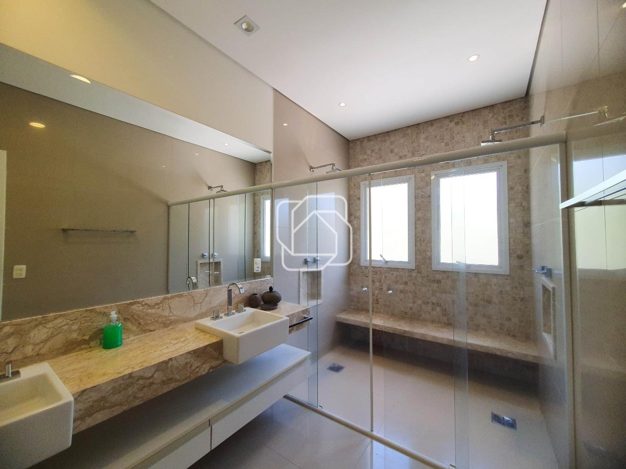 Casa de Condomínio à venda em Itupeva - SP - Fazenda da Grama: Banheiro