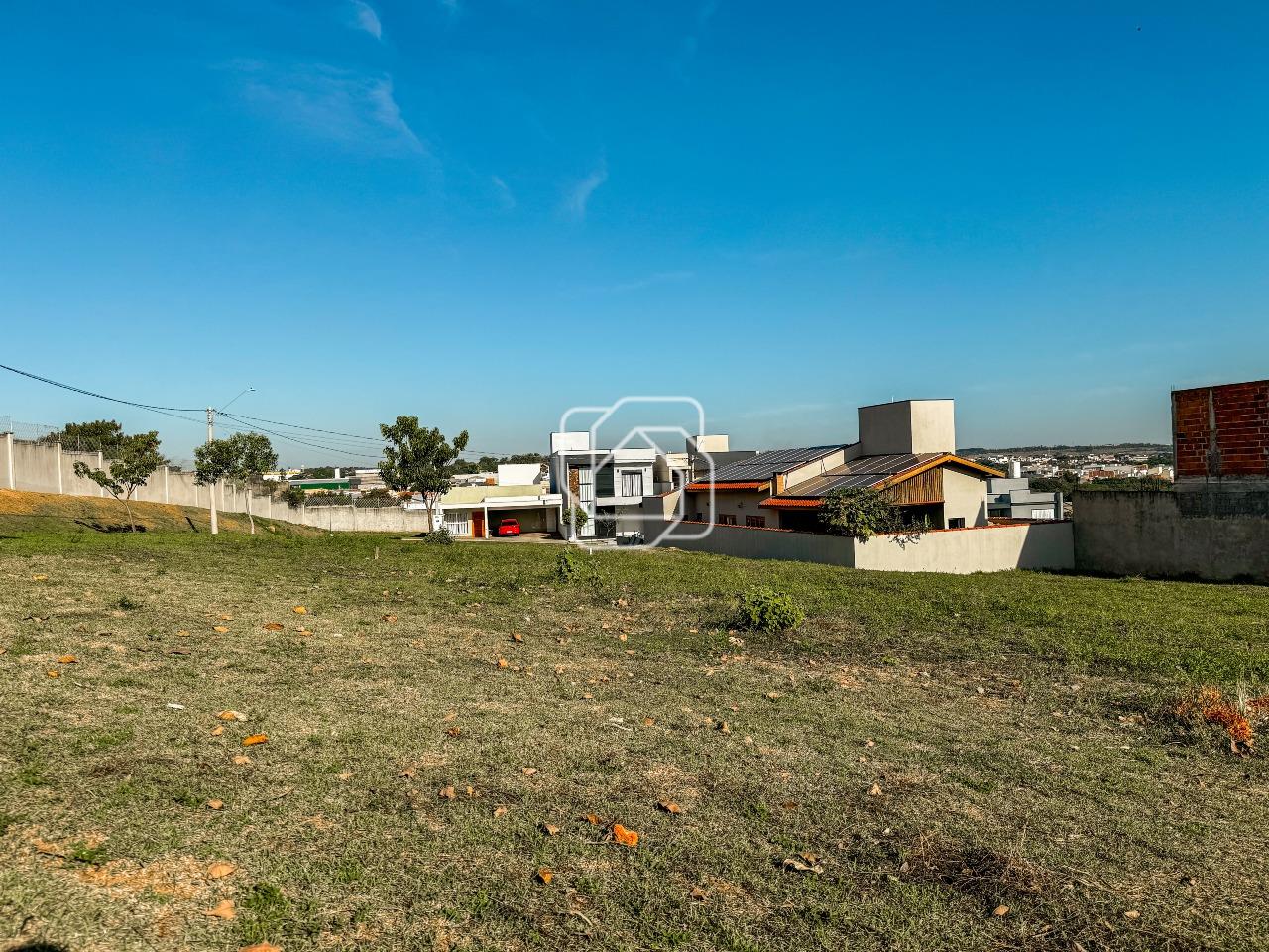 Terreno à venda em Itu - SP - Condomínio Gardenville: 