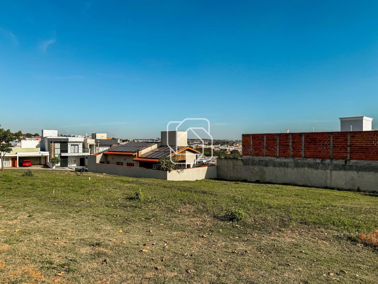 Terreno à venda em Itu - SP - Condomínio Gardenville: 