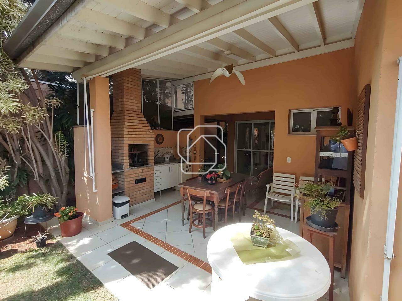 Casa de Condomínio à venda em Itu - SP - Condomínio Portal de Itu: Quintal