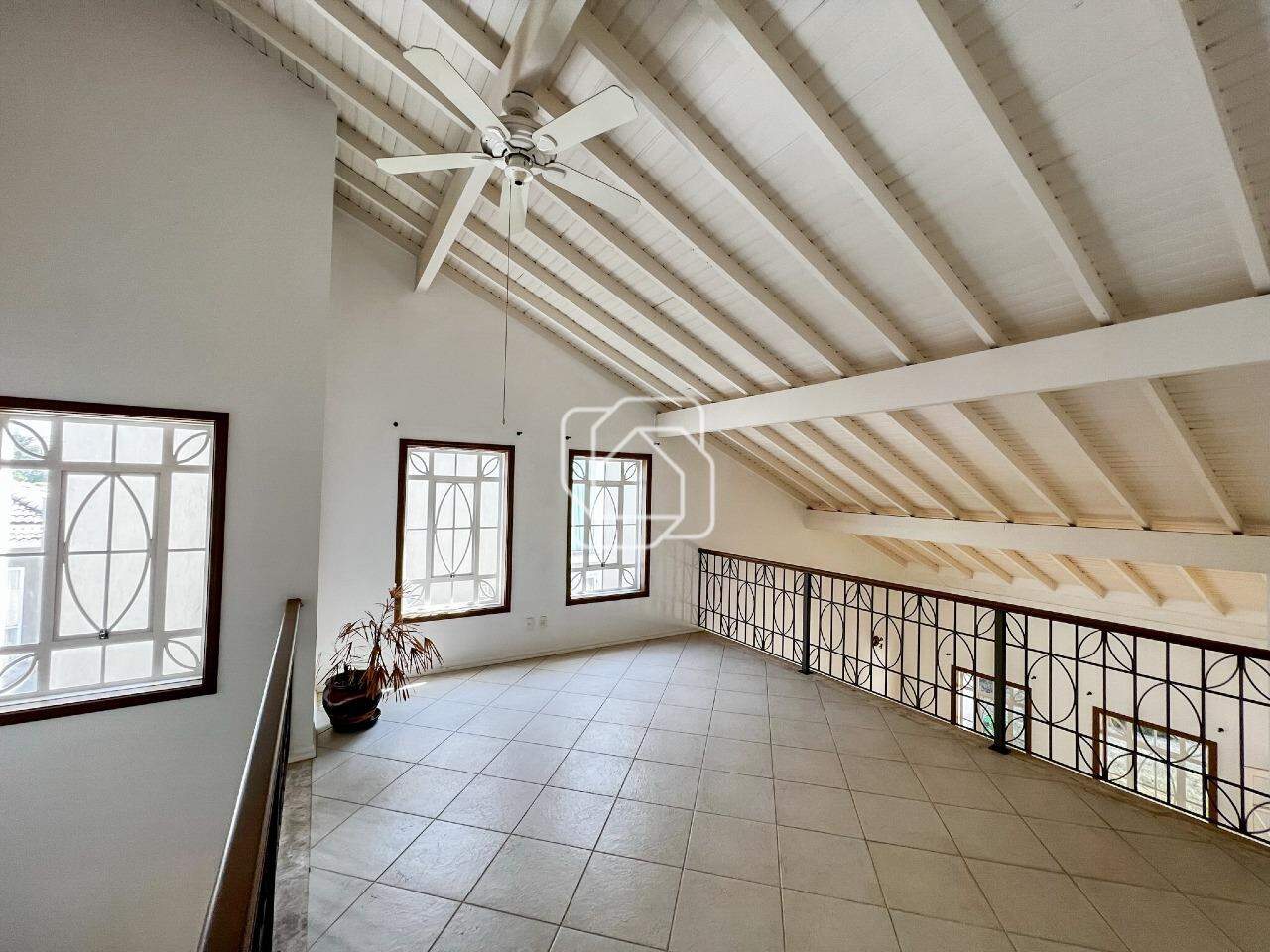 Casa de Condomínio à venda em Itu - SP - Jardim Theodora: Mezanino