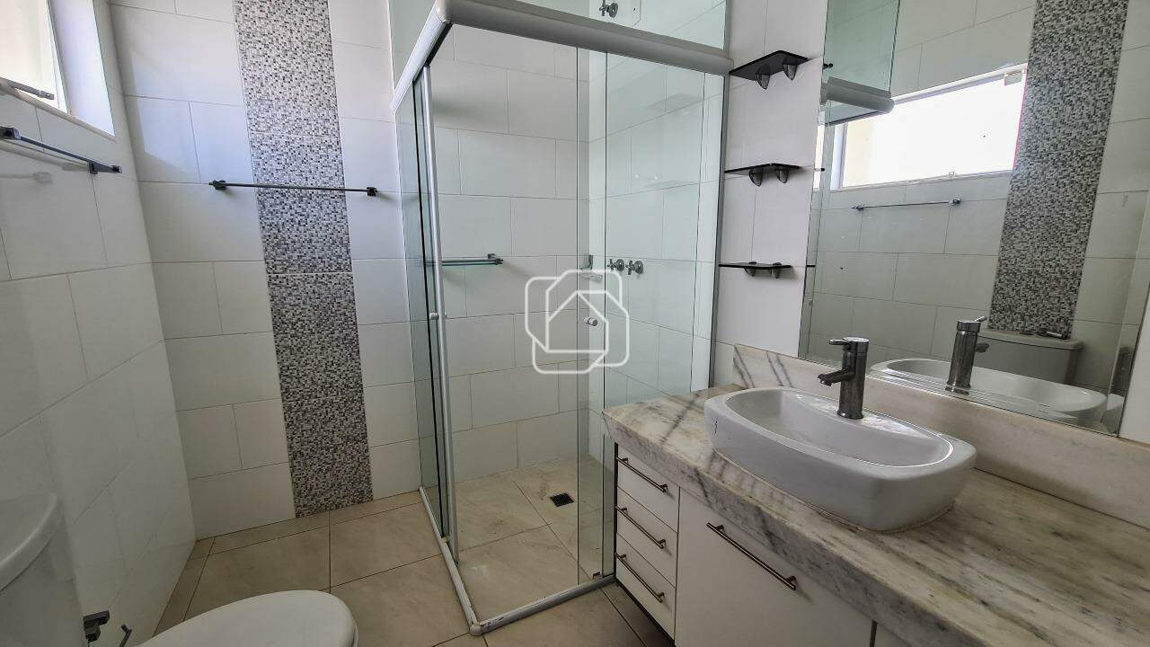 Casa de Condomínio para aluguel em Indaiatuba - SP - Condomínio Terra Magna: Banheiro