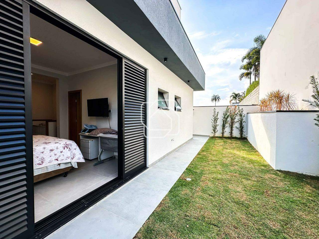 Casa de Condomínio à venda em Itu - SP - Condomínio Villas do Golfe: Área externa