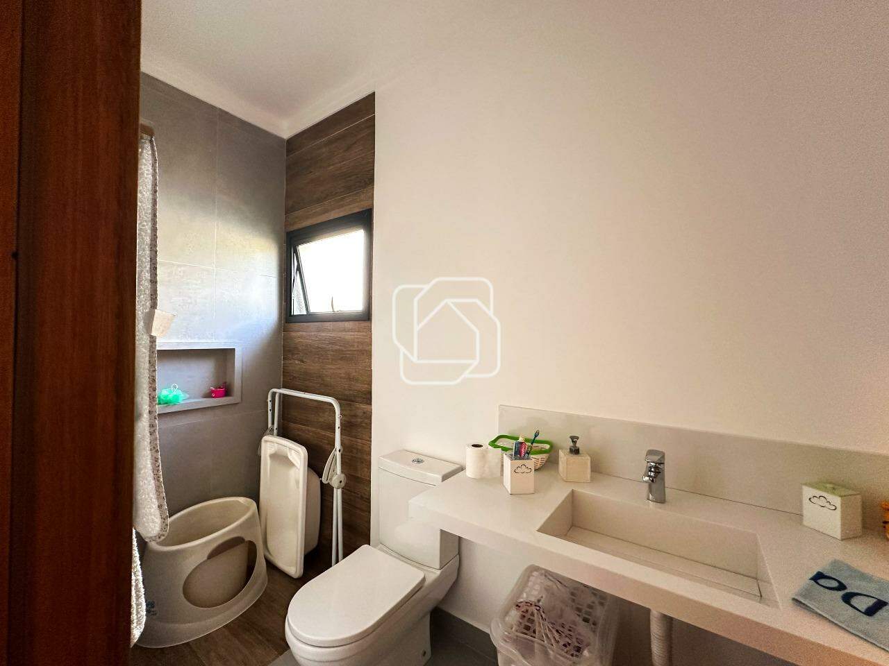 Casa de Condomínio à venda em Itu - SP - Condomínio Villas do Golfe: Banheiro