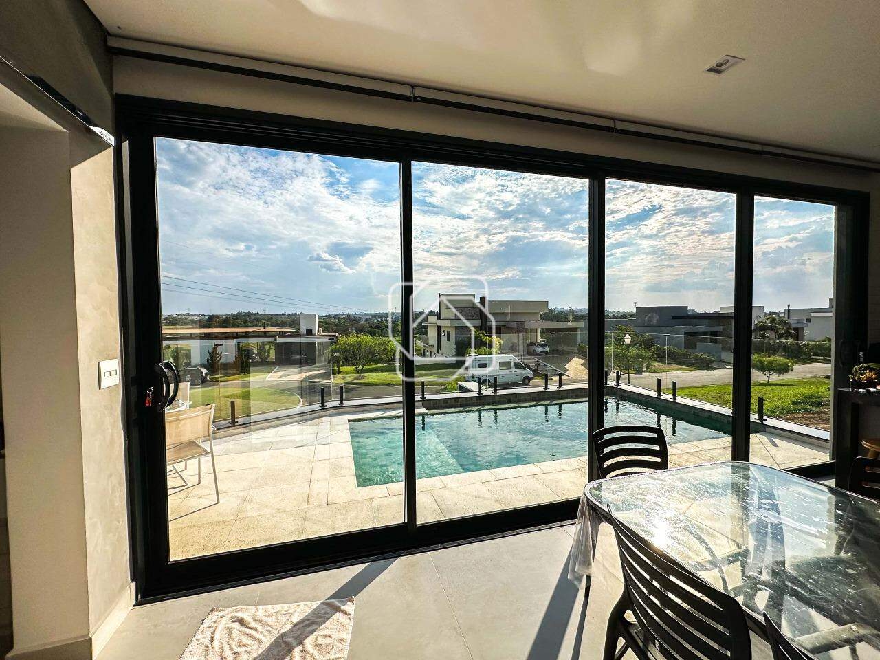 Casa de Condomínio à venda em Itu - SP - Condomínio Villas do Golfe: Sala de jantar