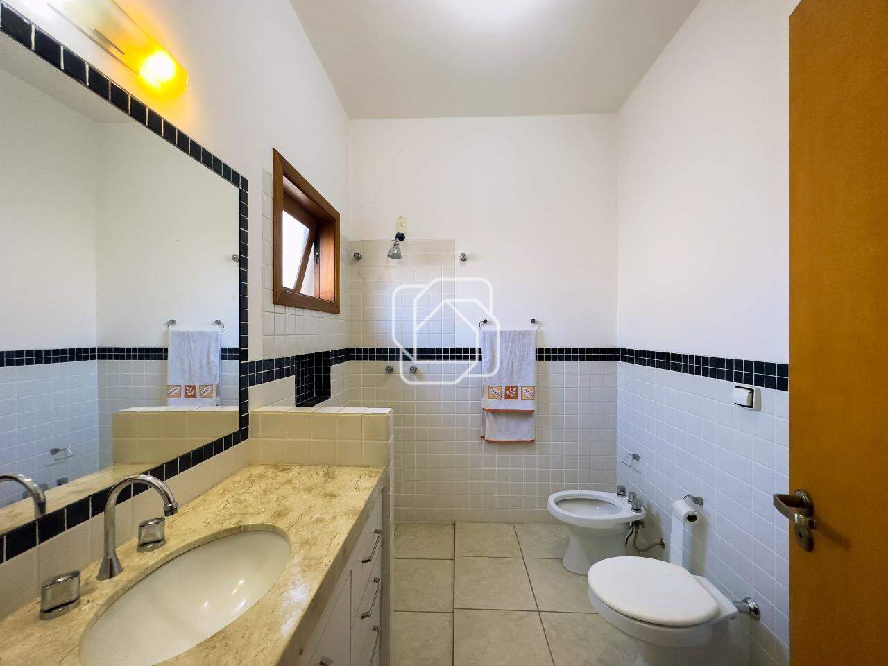 Casa de Condomínio à venda em Itu - SP - Condomínio Portal de Itu: Banheiro