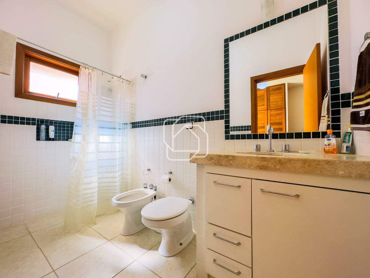 Casa de Condomínio à venda em Itu - SP - Condomínio Portal de Itu: Banheiro