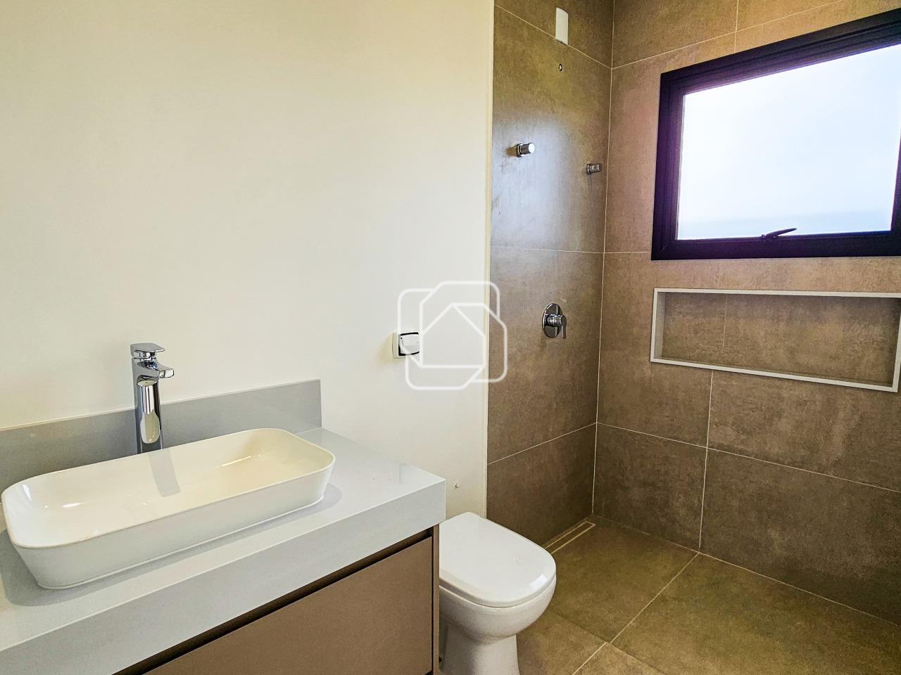 Casa de Condomínio à venda em Itu - SP - Residencial Parque Campos de Santo Antônio II: Banheiro da suíte 3