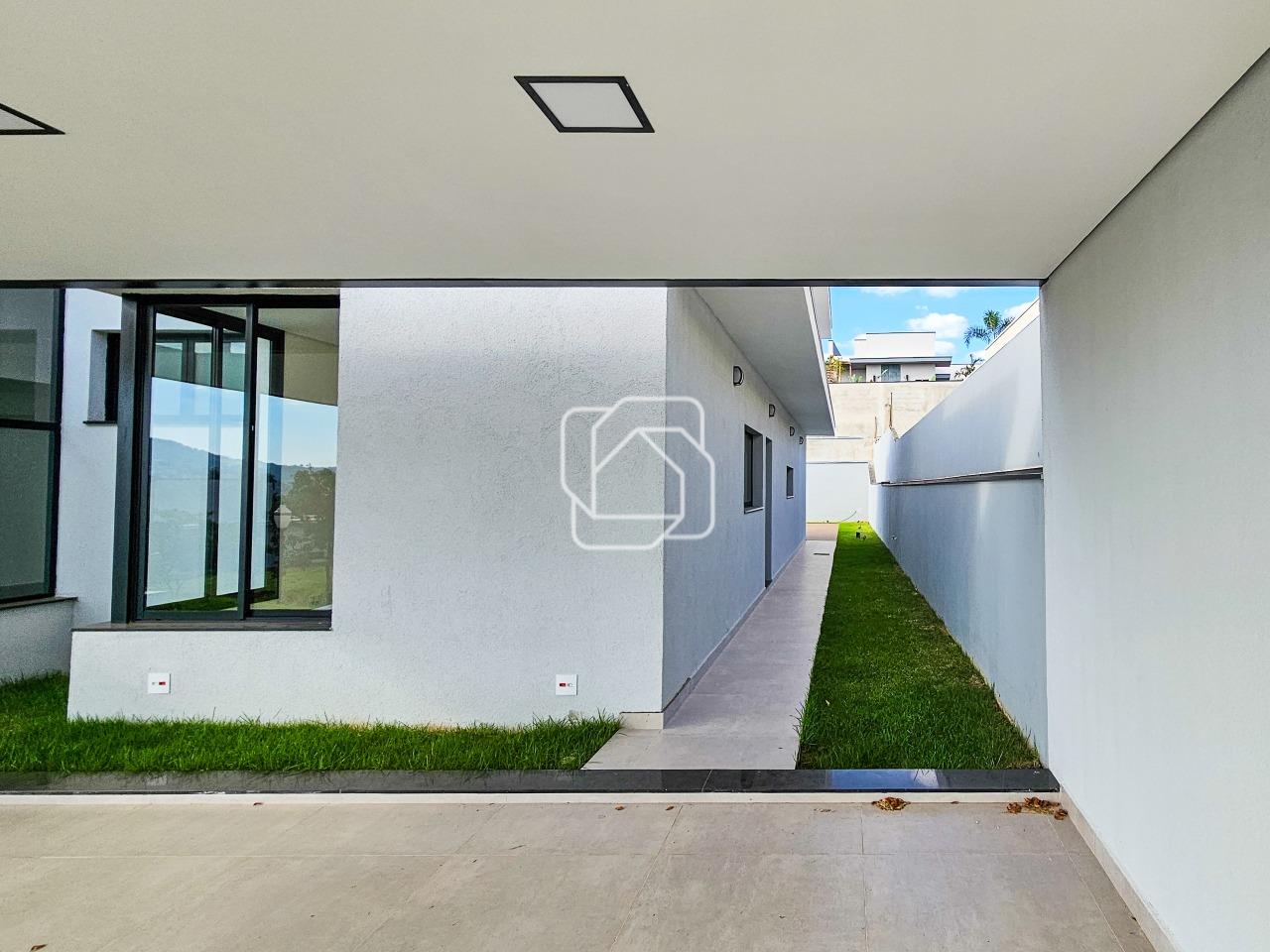 Casa de Condomínio à venda em Itu - SP - Residencial Parque Campos de Santo Antônio II: Lateral da garagem