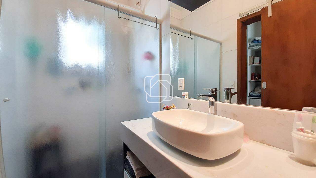 Casa de Condomínio à venda em Indaiatuba - SP - Condomínio Terra Magna: Banheiro