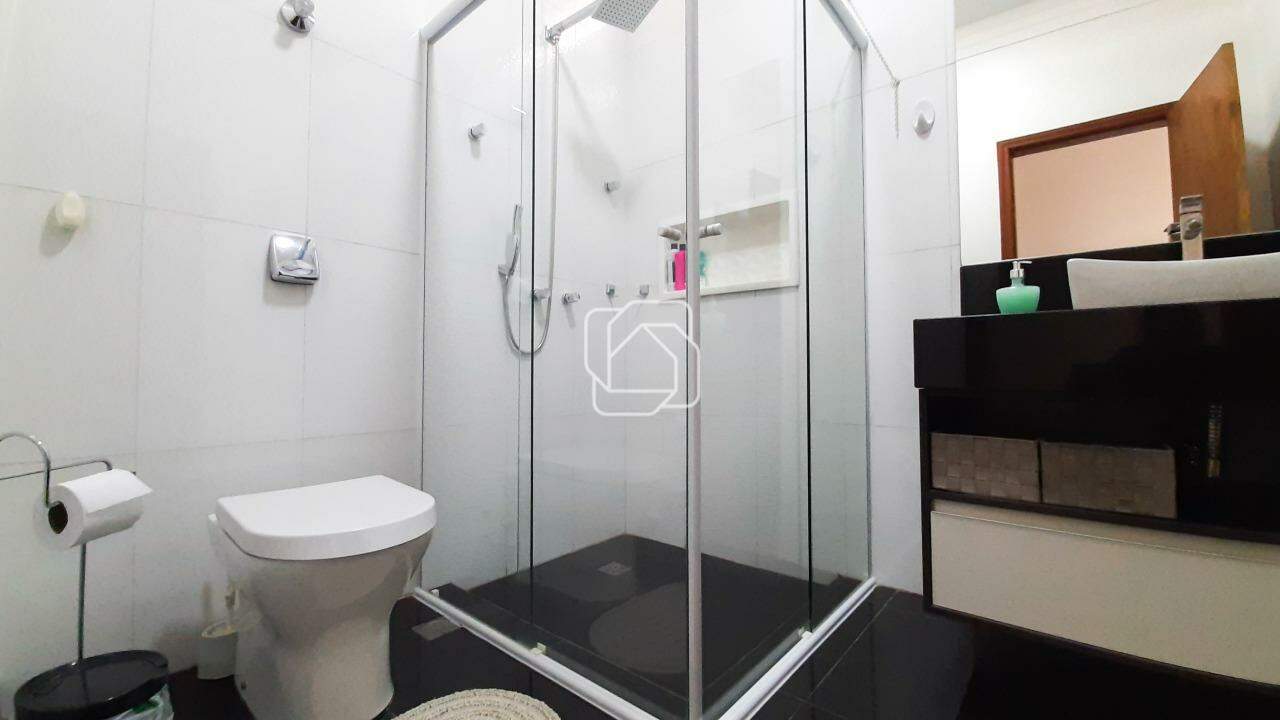 Casa de Condomínio à venda em Indaiatuba - SP - Condomínio Terra Magna: Banheiro