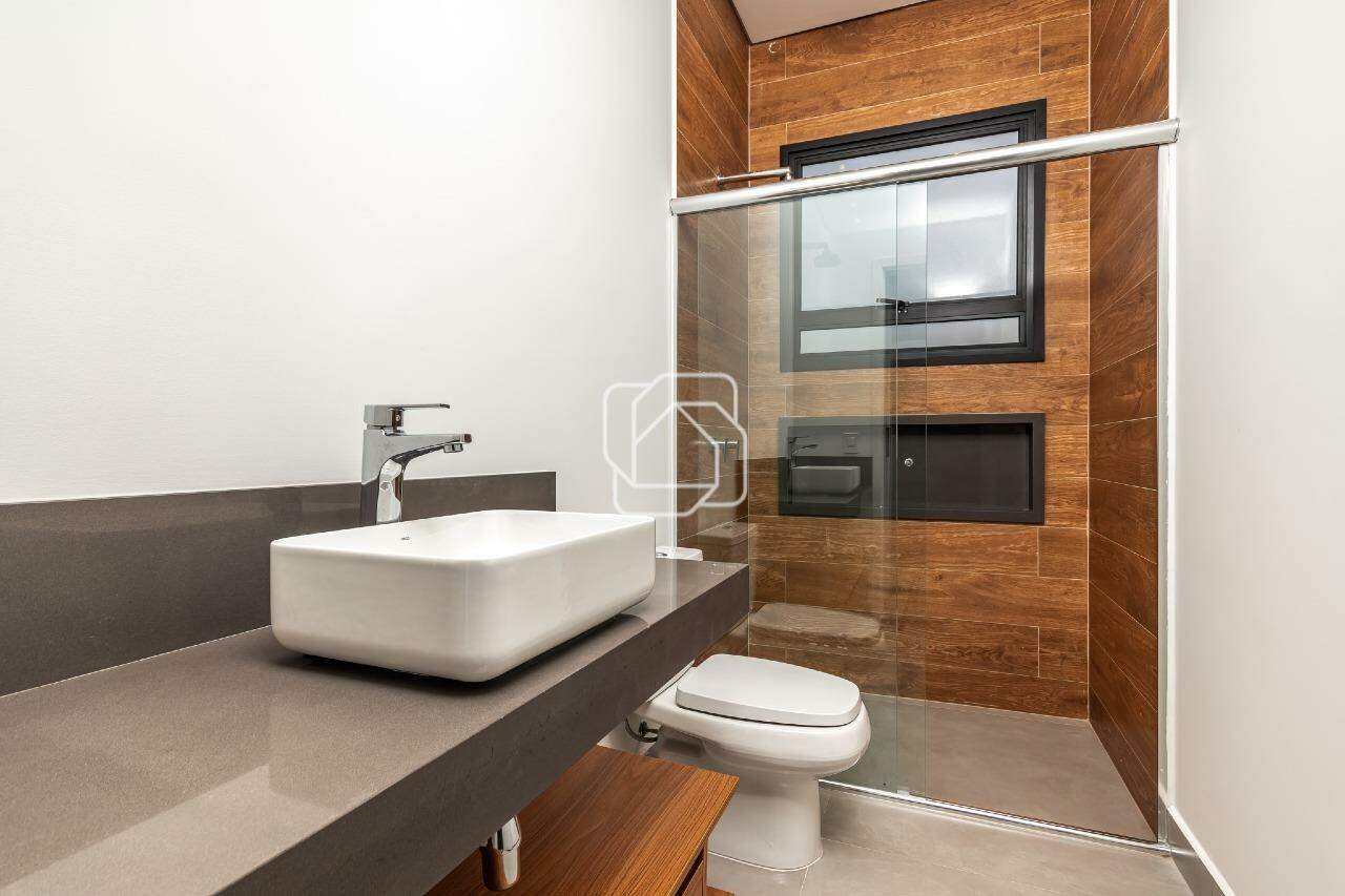 Casa de Condomínio à venda em Porto Feliz - SP - Fazenda Alvorada: Banheiro