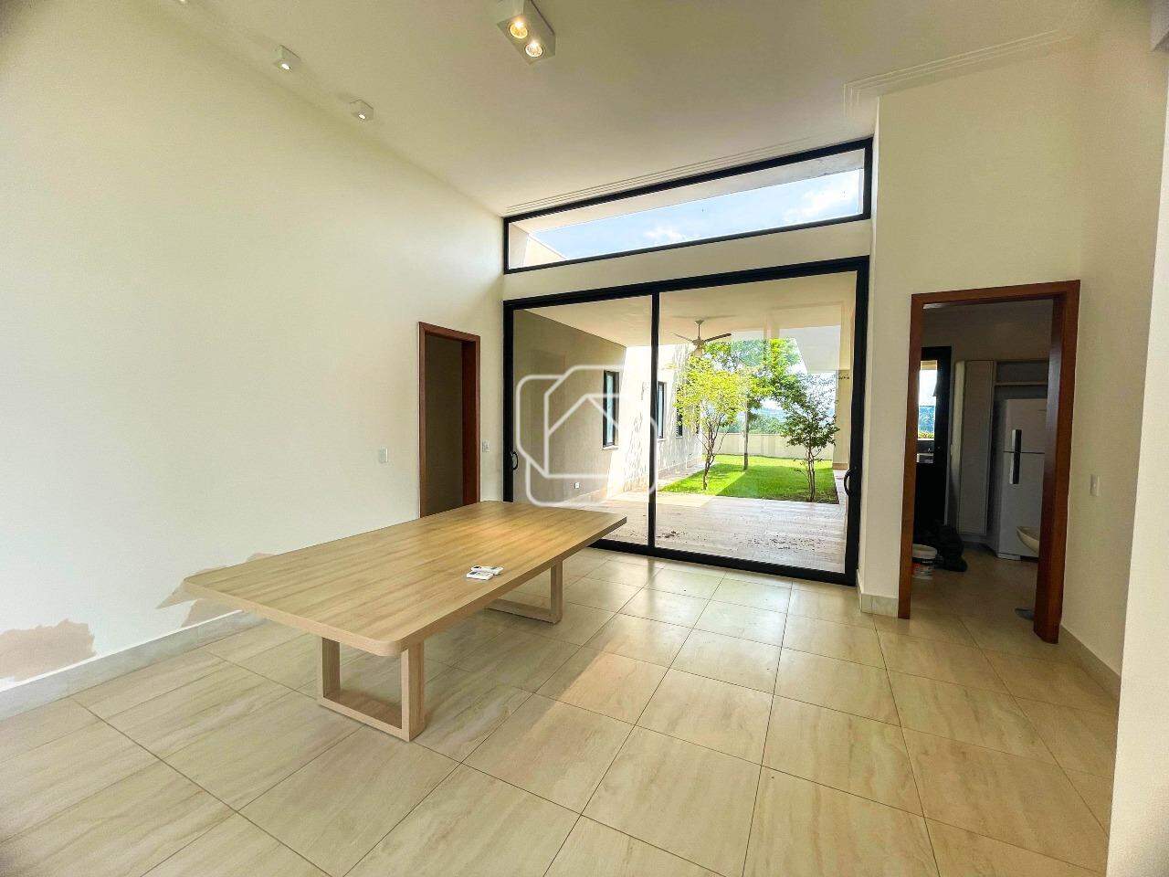 Casa de Condomínio para aluguel em Itu - SP - Condomínio Villas do Golfe: Sala de jantar