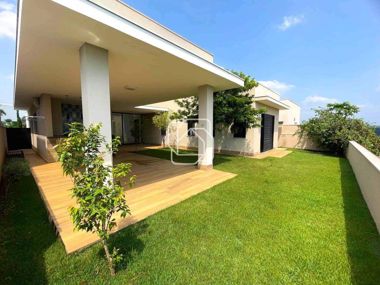 Casa de Condomínio para aluguel em Itu - SP - Condomínio Villas do Golfe: Área externa