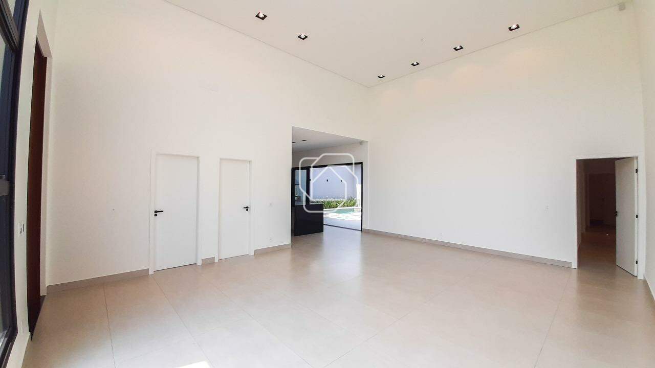 Casa de Condomínio à venda em Indaiatuba - SP - Jardim Residencial Dona Maria José: Sala de estar