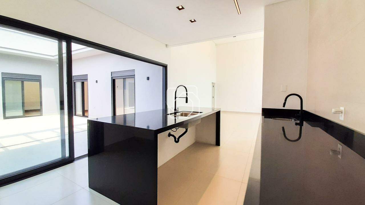 Casa de Condomínio à venda em Indaiatuba - SP - Jardim Residencial Dona Maria José: Cozinha