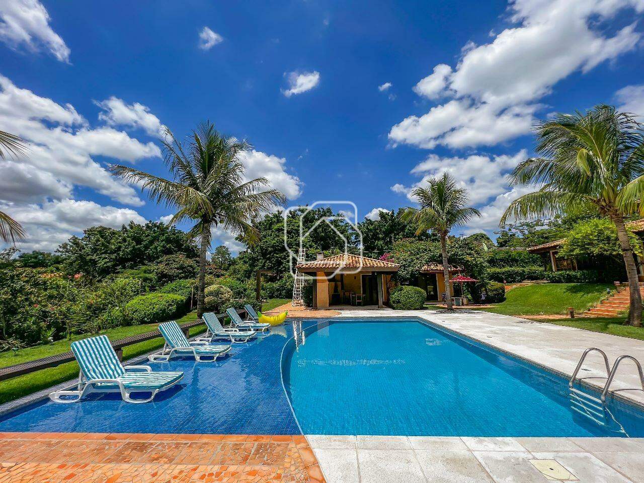 Casa de Condomínio para aluguel em Indaiatuba - SP - Lagos de Shanadu: Área da piscina