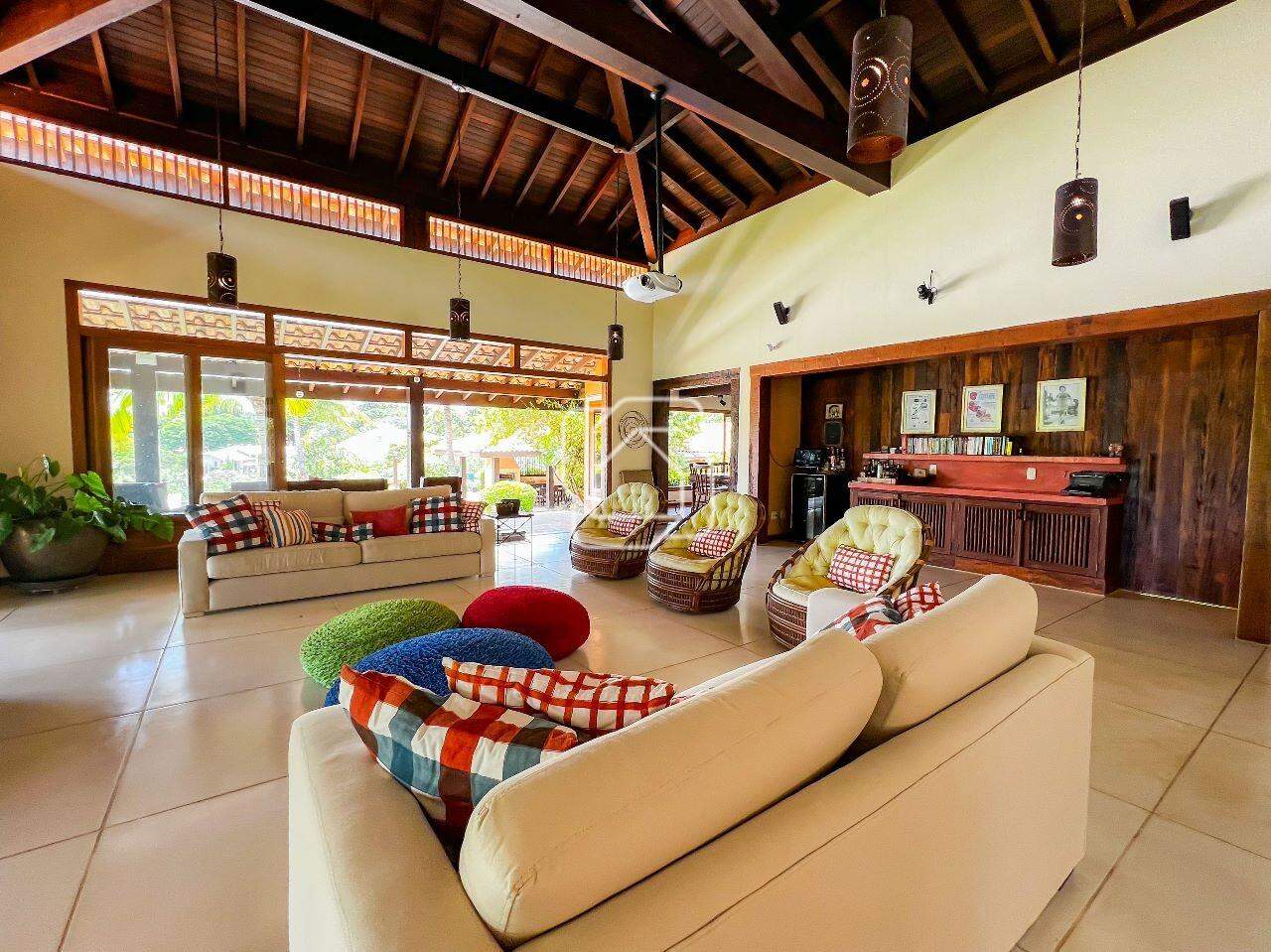 Casa de Condomínio para aluguel em Indaiatuba - SP - Lagos de Shanadu: Sala de estar