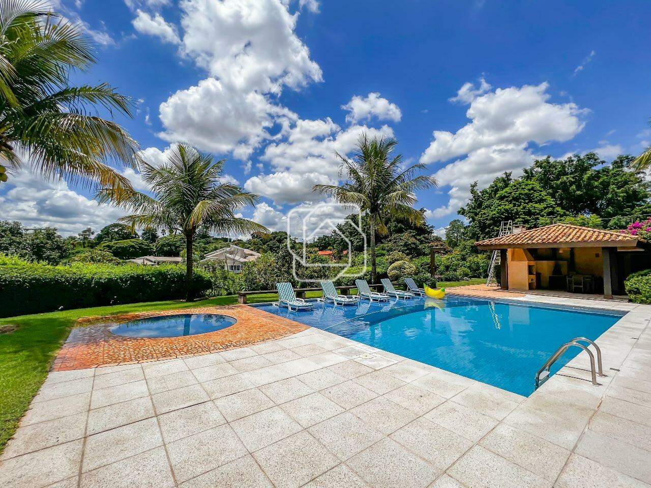 Casa de Condomínio para aluguel em Indaiatuba - SP - Lagos de Shanadu: Área da piscina