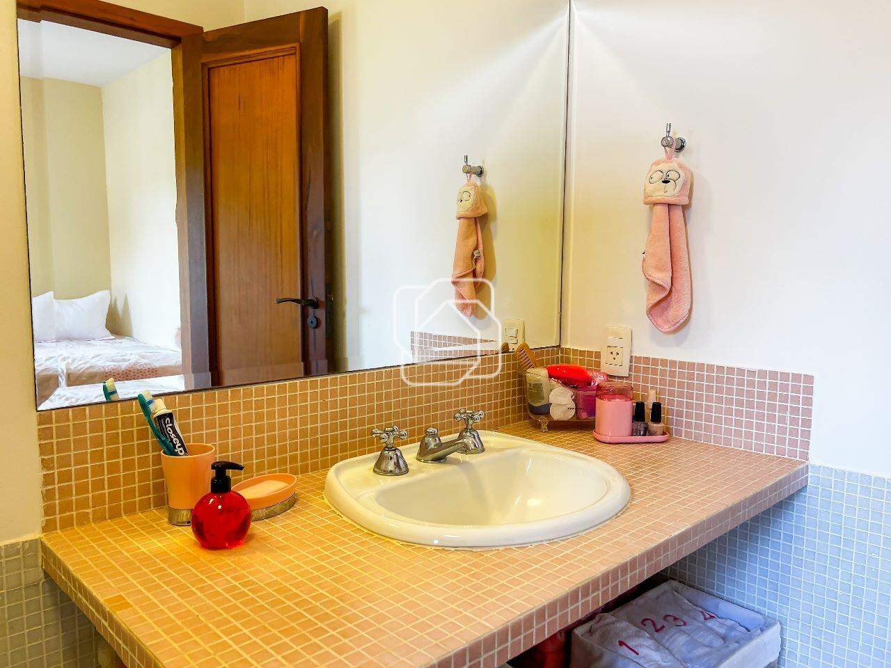 Casa de Condomínio para aluguel em Indaiatuba - SP - Lagos de Shanadu: Banheiro