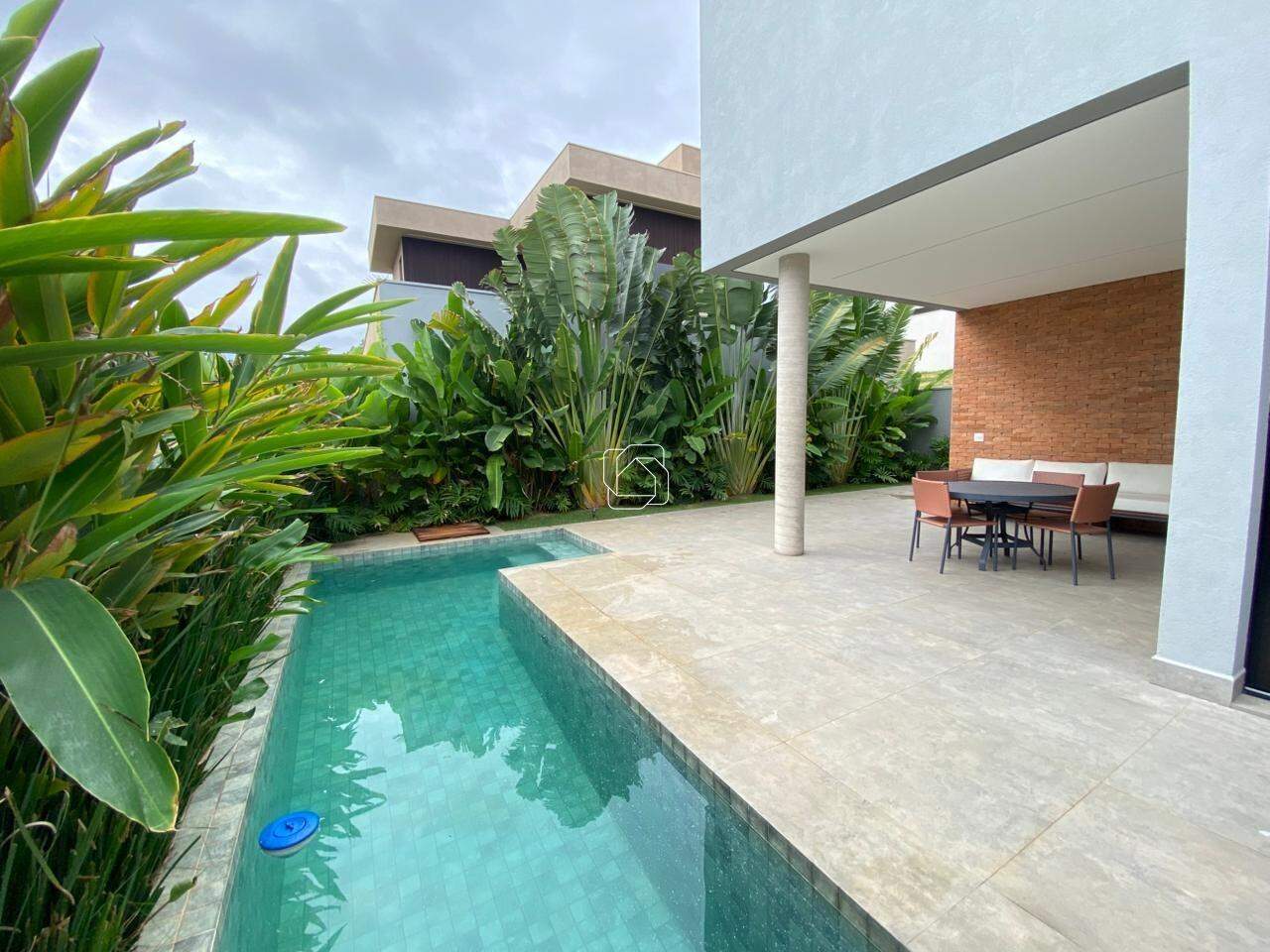 Casa de Condomínio para aluguel em Itu - SP - Condomínio Villas do Golfe: 