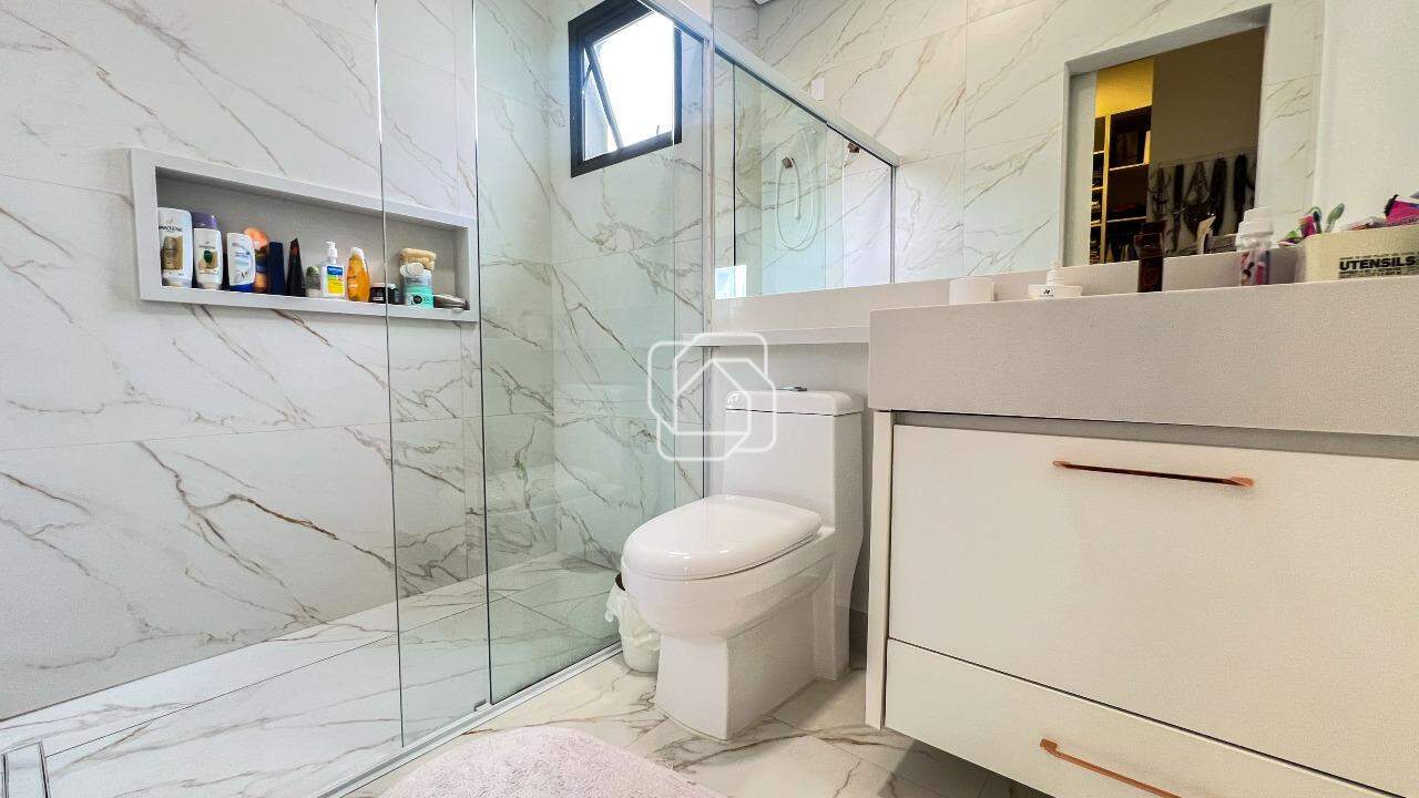 Casa de Condomínio para aluguel em Indaiatuba - SP - Jardim Piemonte: Banheiro