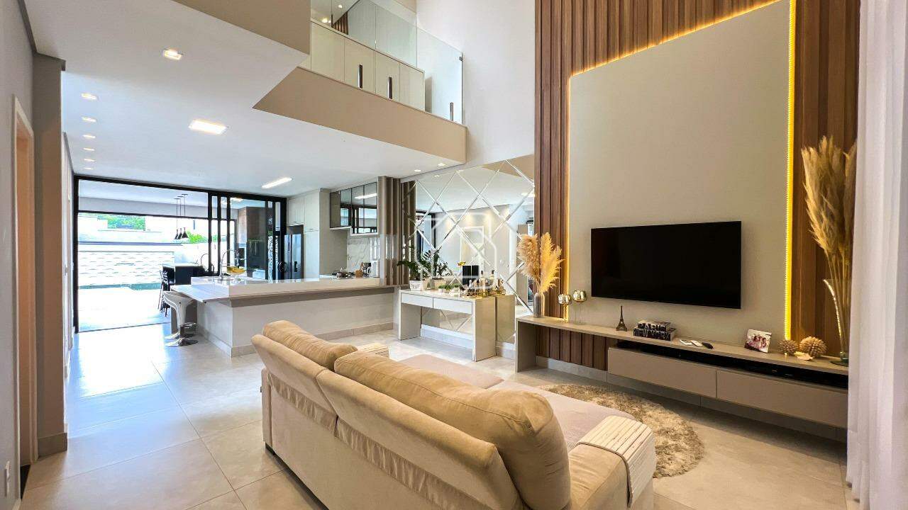Casa de Condomínio para aluguel em Indaiatuba - SP - Jardim Piemonte: Sala de estar