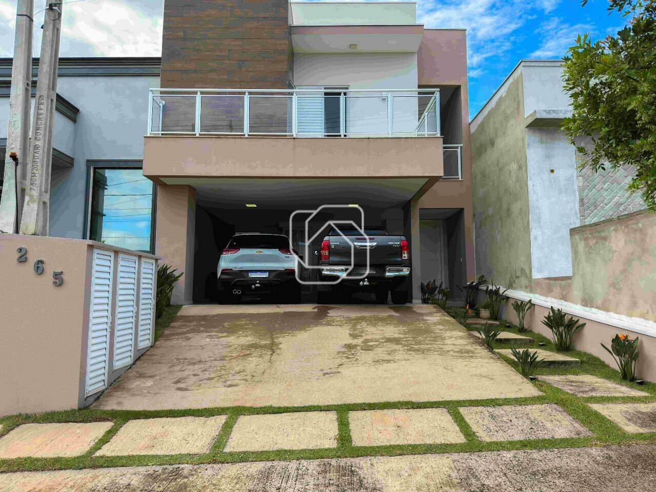 Casa de Condomínio à venda em Salto - SP - Village Moutonnée: Fachada