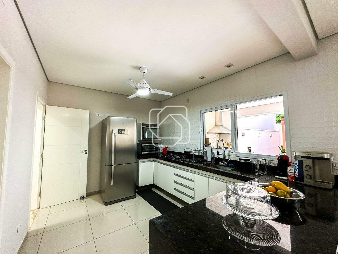 Casa de Condomínio à venda em Salto - SP - Village Moutonnée: Cozinha