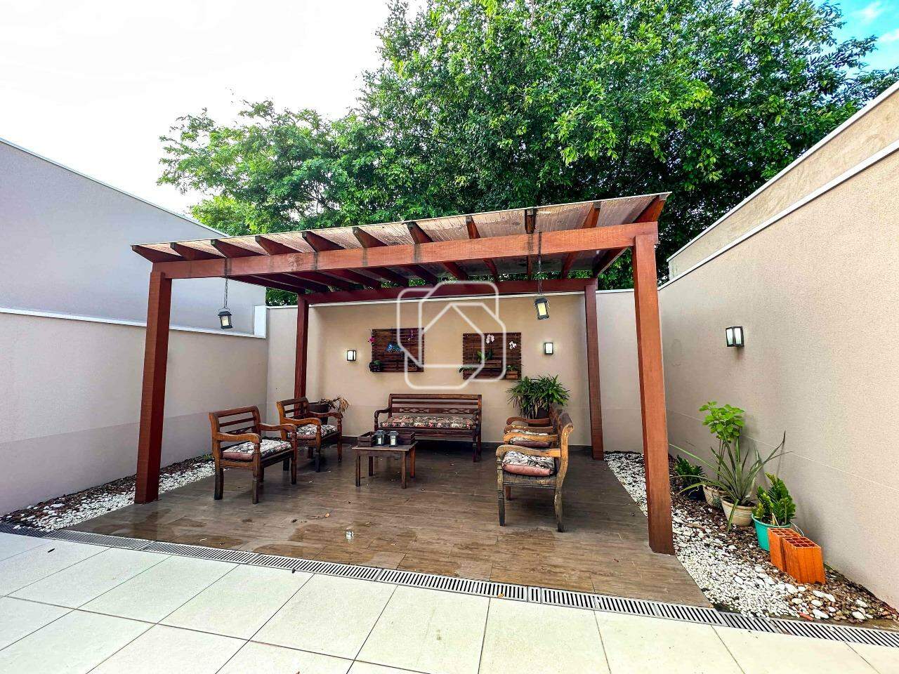Casa de Condomínio à venda em Salto - SP - Village Moutonnée: Pergolado