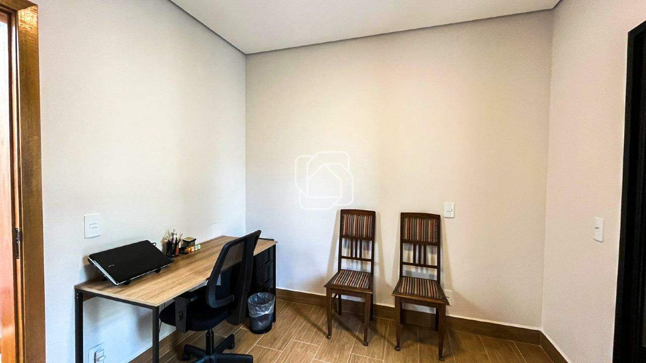 Casa de Condomínio à venda em Salto - SP - Village Moutonnée: Escritório
