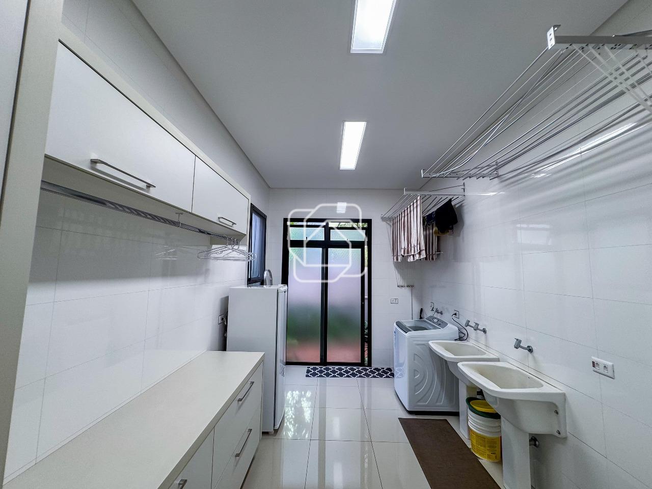 Casa de Condomínio à venda em Porto Feliz - SP - Fazenda Alvorada: Lavanderia