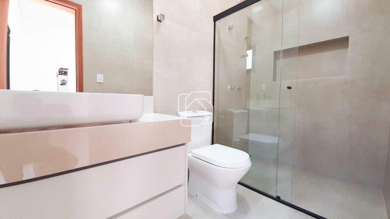 Casa de Condomínio à venda em Indaiatuba - SP - Jardim Residencial Viena: Banheiro