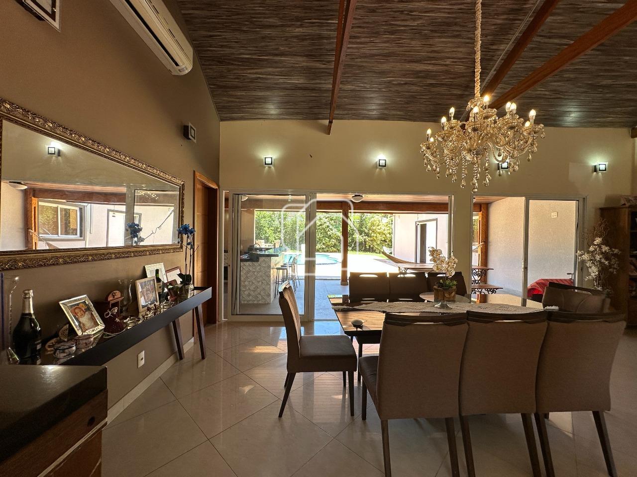 Casa de Condomínio à venda em Salto - SP - Residencial Primavera: 