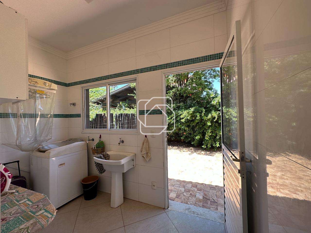 Casa de Condomínio à venda em Salto - SP - Residencial Primavera: 