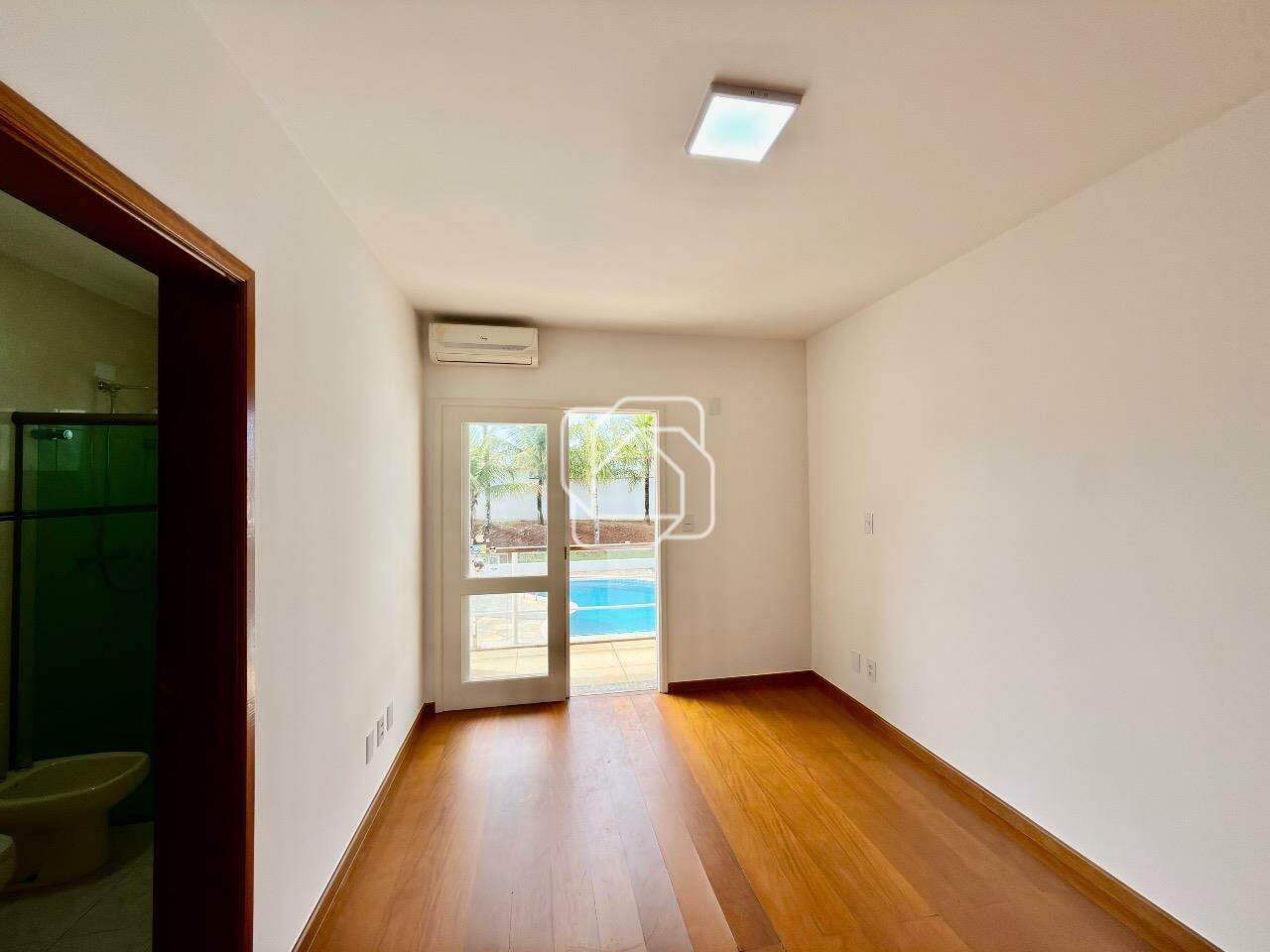 Casa de Condomínio à venda em Itu - SP - Jardim Theodora: