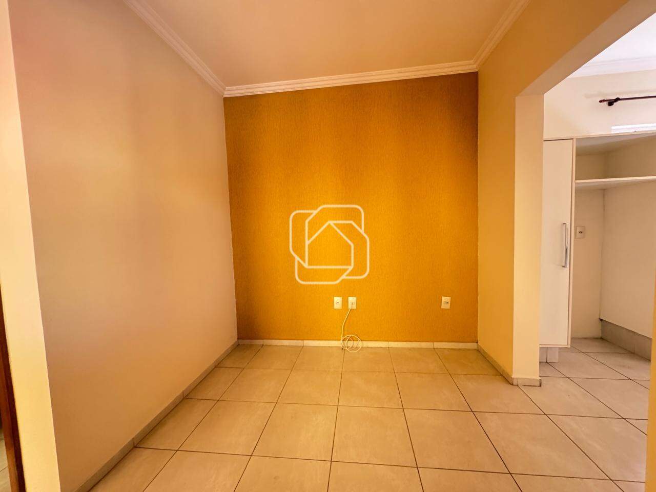 Casa de Condomínio para aluguel em Indaiatuba - SP - Jardim Esplendor: sala casa terrea