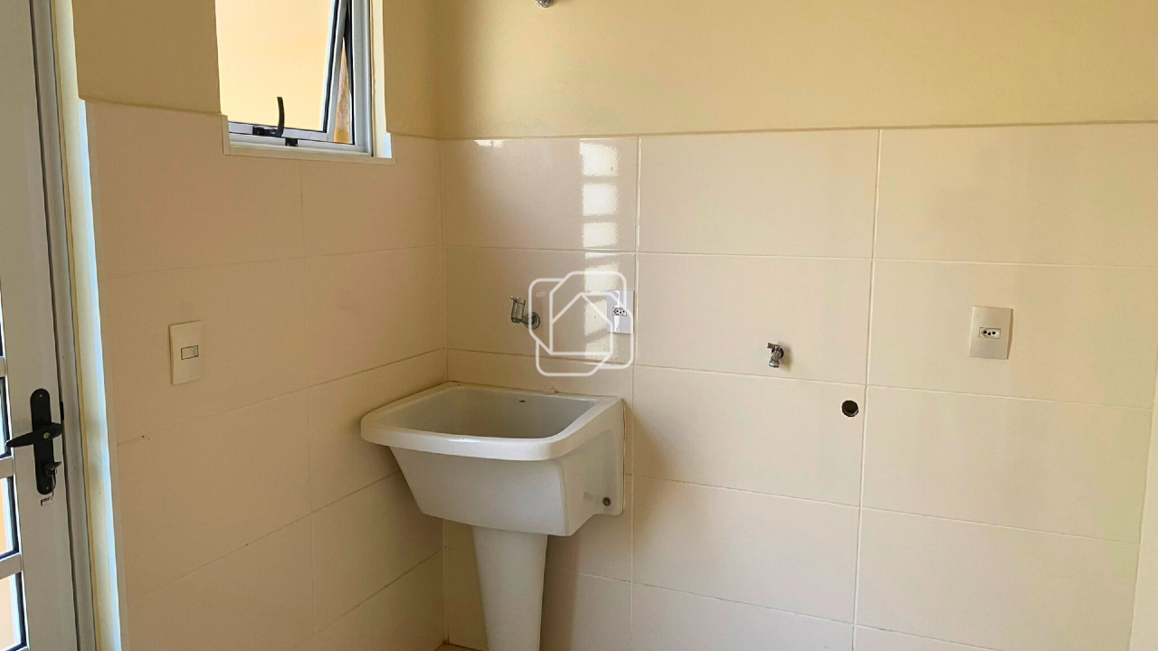 Casa de Condomínio para aluguel em Indaiatuba - SP - Jardim Esplendor: Lavanderia