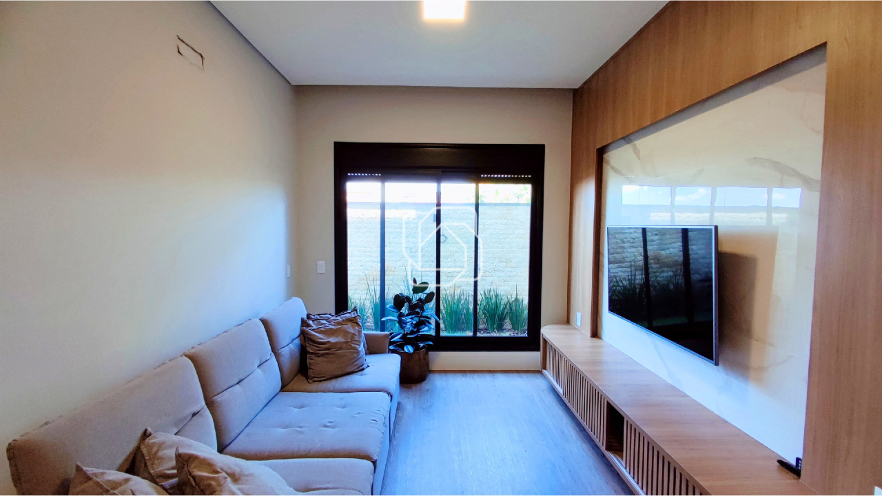 Casa de Condomínio à venda em Indaiatuba - SP - Jardim Residencial Santa Clara: Sala de TV