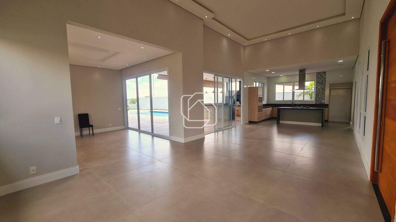 Casa de Condomínio para aluguel em Indaiatuba - SP - Jardim Quintas da Terracota: Ambientes integrados