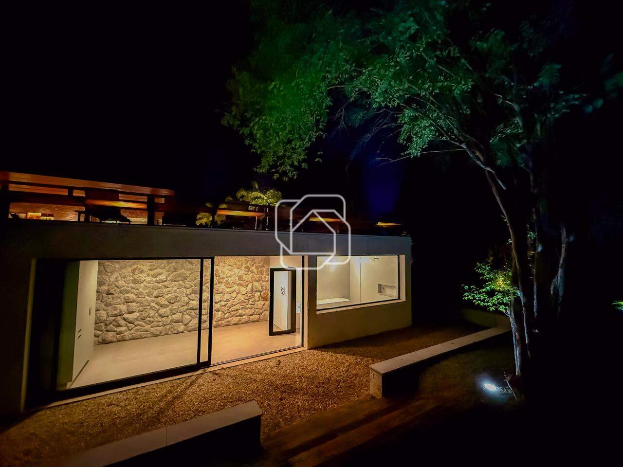 Casa de Condomínio à venda em Itu - SP - Condomínio Terras de São José: Sauna à noite