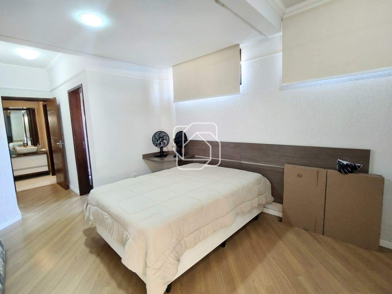 Casa de Condomínio à venda em Itu - SP - Parque Village Castelo: Suíte Térreo